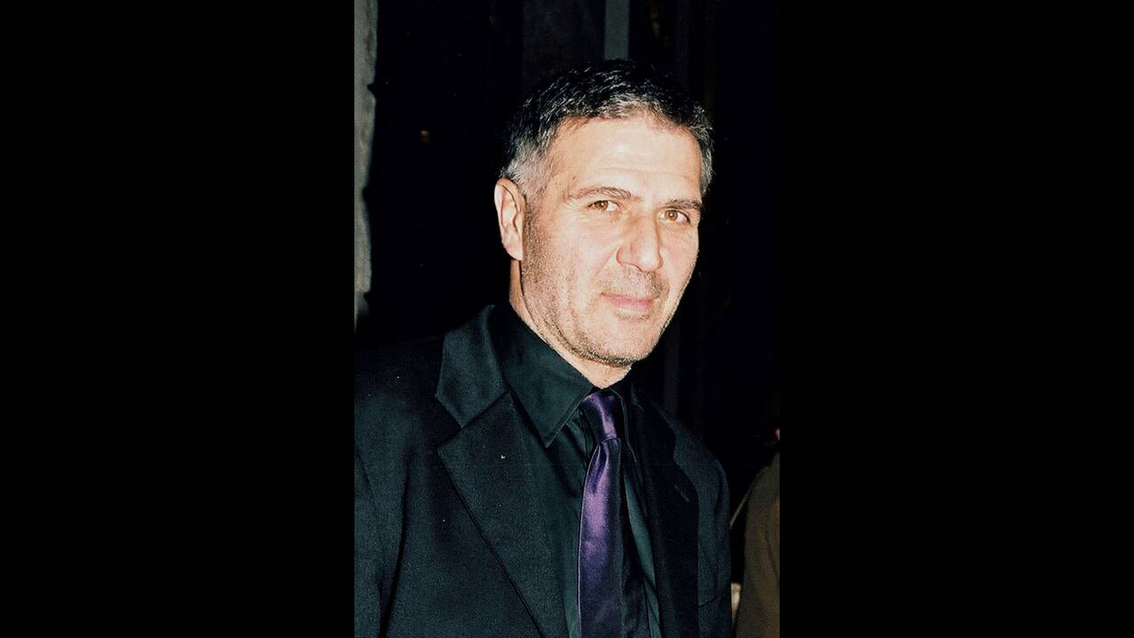 Νικοσ Σεργιανοπουλοσ - ΝΙΚΟΣ ΣΕΡΓΙΑΝΟΠΟΥΛΟΣ - Home | Facebook - Ποιοσ μενει σημερα στο «καταραμενο» σπιτι όπου δολοφονησαν με 21 μαχαιριεσ τον ατυχο ηθοποιο;