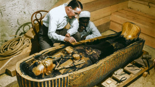 Η ανακάλυψη του τάφου του Τουταγχαμών ξαναζωντανεύει με… χρώμα