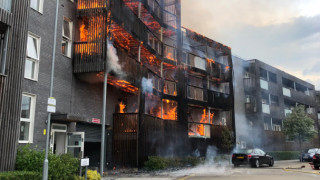 Λονδίνο: Μεγάλη φωτιά σε συγκρότημα διαμερισμάτων