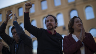Ισπανία: Σοσιαλιστές και Podemos συμφώνησαν να συνεργασθούν για τον σχηματισμό κυβέρνησης