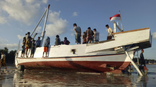 Ινδονησία: Πολύνεκρο ναυάγιο στα ανοικτά της Ιάβας