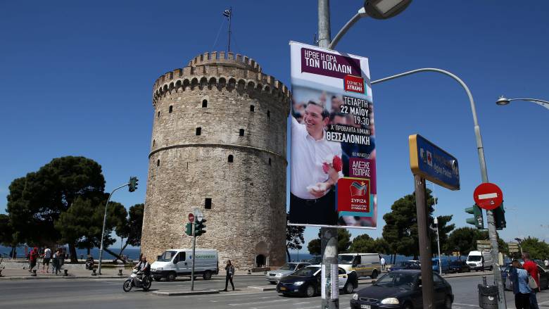 Θεσσαλονίκη: Το δημοτικό συμβούλιο απέκλεισε τη Χρυσή Αυγή από τα προεκλογικά περίπτερα
