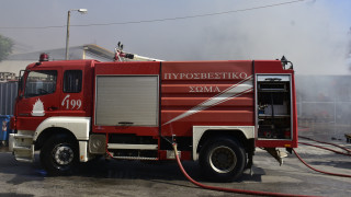 Κατερίνη: Φωτιά σε πάρκινγκ - Οχήματα κάηκαν ολοσχερώς