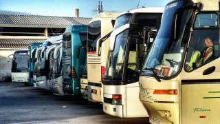 Κρήτη: Εισπράκτορας αποβίβασε από λεωφορείο 15χρονο γιατί του έλειπαν 10 λεπτά για εισιτήριο