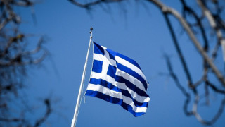 Η επιτυχημένη επιστροφή στις αγορές μειώνει τις χρηματοδοτικές ανάγκες της Ελλάδος