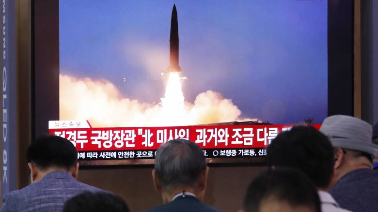 Βαλλιστικούς πυραύλους νέου τύπου εκτόξευσε η Βόρεια Κορέα