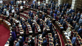 Υπερψηφίστηκε το νομοσχέδιο για το επιτελικό κράτος