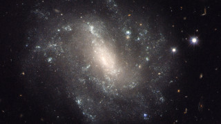 Πανάρχαιοι γαλαξίες ξαναγράφουν την ιστορία της «παιδικής ηλικίας» του σύμπαντος