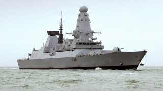 Το βρετανικό Πολεμικό Ναυτικό στέλνει ένα ακόμη πλοίο στον Κόλπο