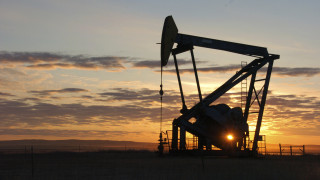 Υποχωρεί η τιμή του πετρελαίου - Η αγορά αποτιμά τις επιθέσεις στη Σαουδική Αραβία