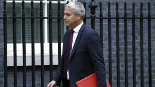 «Η Βρετανία είναι έτοιμη για άτακτο Brexit, αν χρειαστεί» διαμηνύει ο αρμόδιος υπουργός
