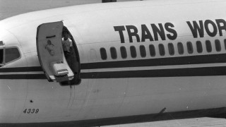 Συνελήφθη στη Μύκονο ο αεροπειρατής της TWA, 34 χρόνια μετά