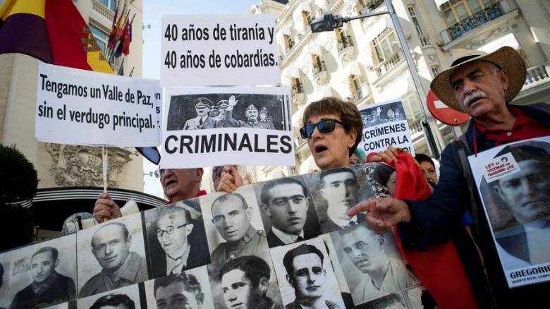 Ισπανία: «Πράσινο φως» από το Ανώτατο Δικαστήριο για την εκταφή του δικτάτορα Φράνκο