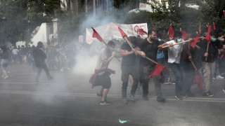 Επεισόδια στο εκπαιδευτικό συλλαλητήριο στο κέντρο της Αθήνας