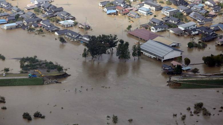 Ο τυφώνας Χαγκίμπις «σαρώνει» την Ιαπωνία – Τουλάχιστον 23 νεκροί