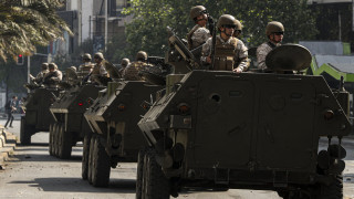 «Άρωμα Πινοσέτ» στη Χιλή: 18 νεκροί στις ταραχές – Ο στρατός στους δρόμους