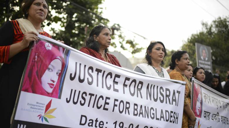 Μπαγκλαντές: Θανατική ποινή στους 16 κατηγορουμένους που έκαψαν ζωντανή 19χρονη