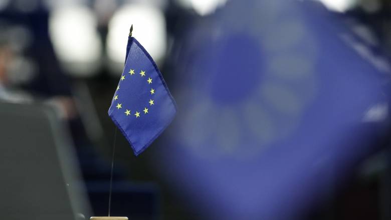 Το Ευρωπαϊκό Κοινοβούλιο κατά του Μακρόν για το βέτο σε Αλβανία και Βόρεια Μακεδονία
