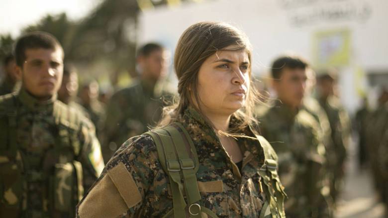 Τουρκική εισβολή στη Συρία: Οι κουρδικές δυνάμεις αποχωρούν από τα σύνορα