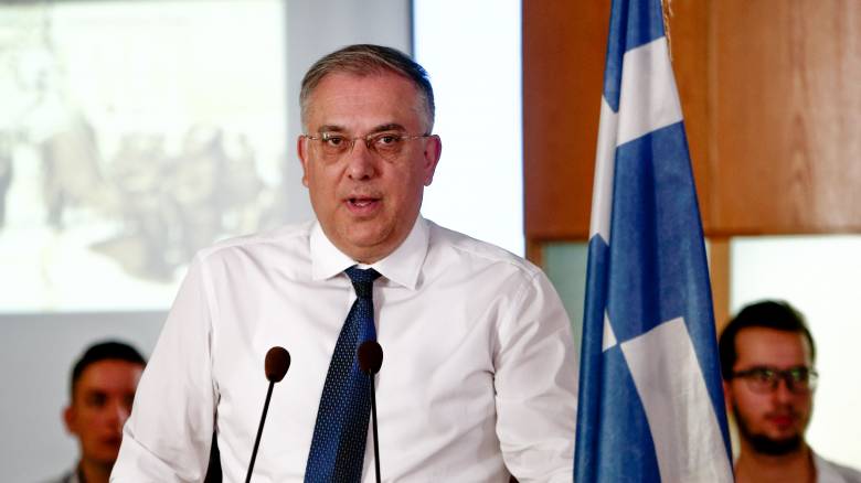Θεοδωρικάκος: Το νομοσχέδιο για την ψήφο των Ελλήνων του εξωτερικού θα ψηφιστεί από όλους