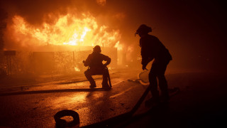 Πύρινη κόλαση στην Καλιφόρνια: «Θύματα» της πυρκαγιάς και οι επαύλεις των διασήμων
