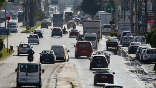 ΙΟΒΕ: Μόλις 3 στα 1.000 οχήματα στην Ελλάδα είναι χαμηλών ρύπων