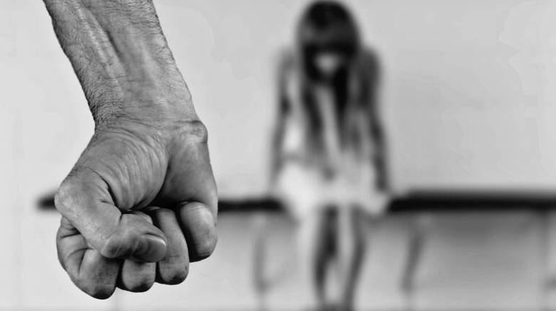 Ισπανία: Αθώοι από την κατηγορία του βιασμού 14χρονης πέντε άνδρες επειδή το θύμα ήταν «αναίσθητο»