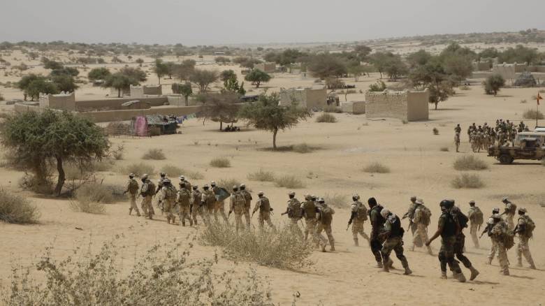 Μάλι: Δεκάδες νεκροί σε «τρομοκρατική επίθεση»