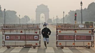 Το Νέο Δελχί «ασφυκτιά»: Σε επικίνδυνα επίπεδα η ατμοσφαιρική ρύπανση