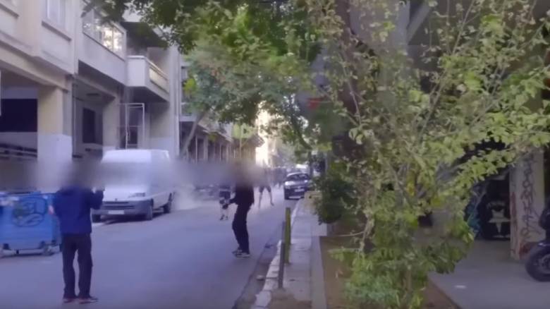 Βίντεο από τις συγκρούσεις αντιεξουσιαστών με ΜΑΤ μετά την εκκένωση «Βανκούβερ»