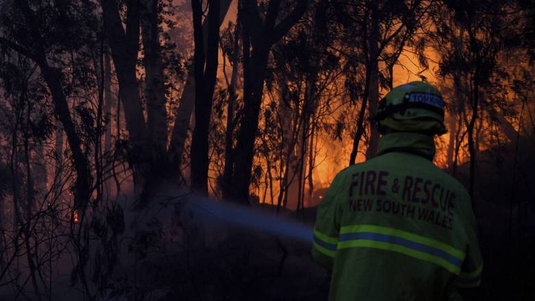 Μαίνονται οι φονικές πυρκαγιές στην Αυστραλία - Δραματικές προειδοποιήσεις στους κατοίκους
