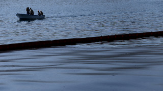 Ελευσίνα: Μικρής έκτασης θαλάσσια ρύπανση από πετρέλαιο προκάλεσε ρυμουλκό