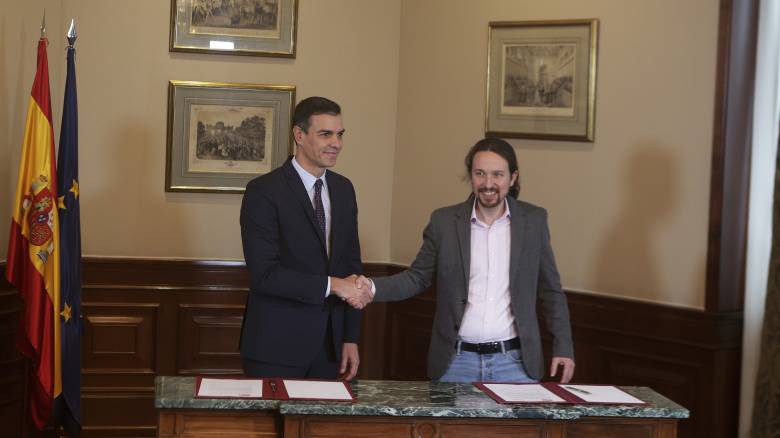 Ισπανία: Προκαταρκτική συμφωνία Σάντσεθ-Ιγκλέσιας για σχηματισμό κυβέρνησης
