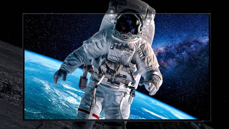 Πώς το 2019 η τηλεόραση «γράφει» ιστορία: Από το πρώτο βήμα στη Σελήνη στο 8K
