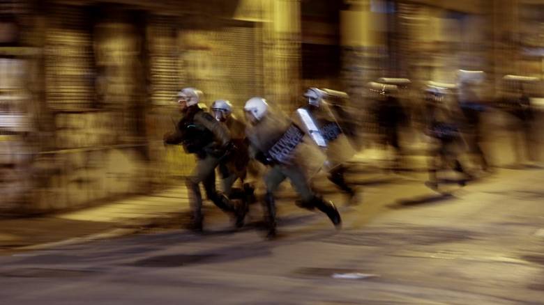Κόντρα ΝΔ - ΣΥΡΙΖΑ για την παρουσία Τσίπρα στην πορεία και το «αστυνομοκρατούμενο κράτος»