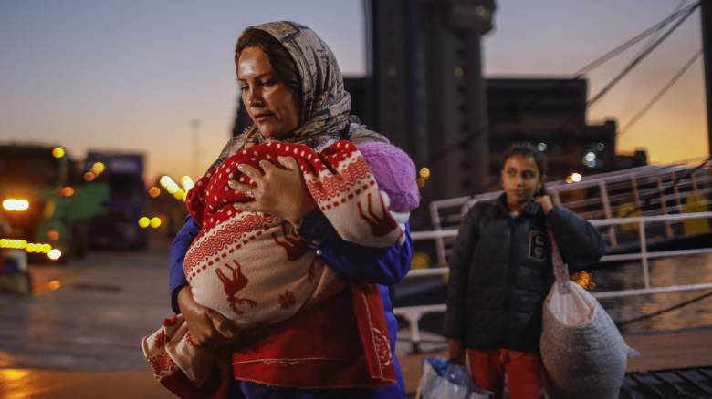 Εκτός ελέγχου το προσφυγικό: 450 πρόσφυγες έφτασαν στα νησιά του Αιγαίου από τη Δευτέρα