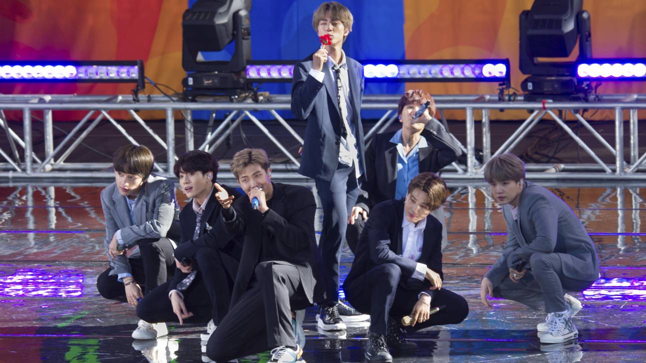Οι BTS θα πάνε στρατό: Καμία εξαίρεση για τους superstar της K-pop