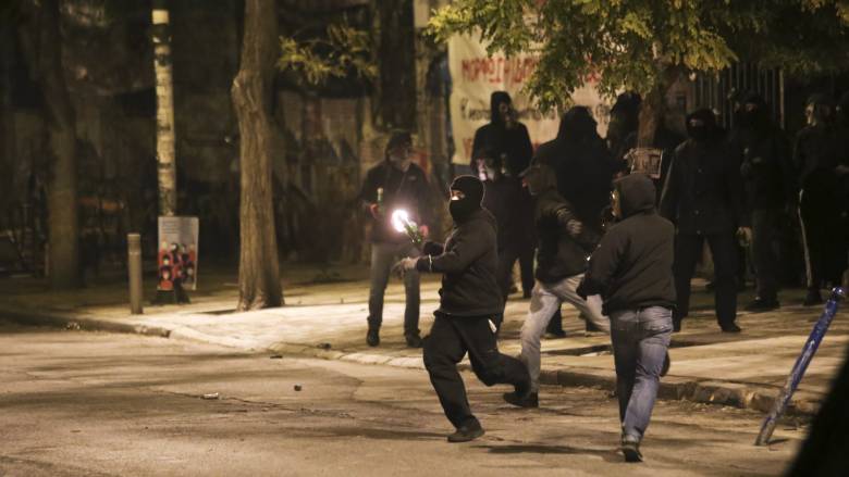 Θεσσαλονίκη: Ρίψη μολότοφ σε διμοιρίες των ΜΑT