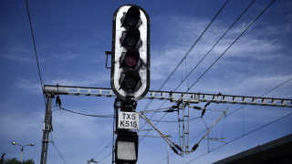 Διακοπή κυκλοφορίας τρένων μετά τις Σέρρες προς Δράμα λόγω μετατόπισης σιδηροδρομικής γέφυρας