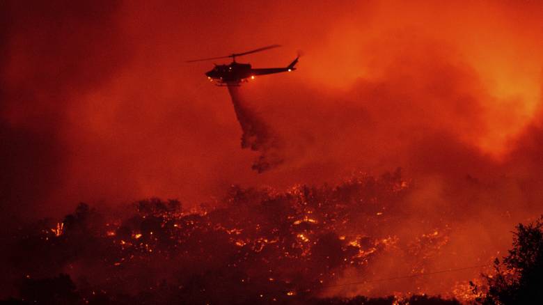 Καλιφόρνια: Εκκενώσεις χιλιάδων σπιτιών στη Σάντα Μπάρμπαρα λόγω της πυρκαγιάς