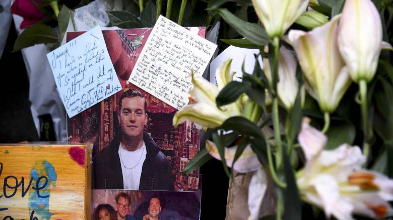 Επίθεση στο Λονδίνο: Η Βρετανία θρηνεί για τα θύματα του τρομοκράτη Ουσμάν Καν