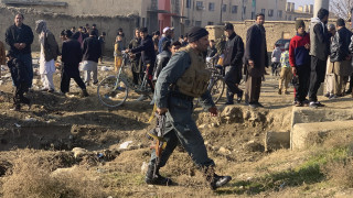 Αφγανιστάν: Επίθεση βομβιστή - καμικάζι και ενόπλων σε νατοϊκή βάση