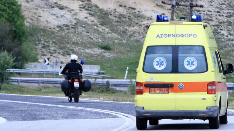 Κρήτη: Κλούβα «ντελαπάρισε» – Ο οδηγός εγκλωβίστηκε στα συντρίμμια
