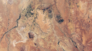 Marree Man: Η NASA δημοσίευσε νέα φωτογραφία του μυστηριώδους γεωγλυφικού
