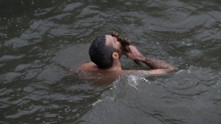 Θεοφάνεια: Αγιασμός των υδάτων στο Φανάρι από τον Οικουμενικό Πατριάρχη