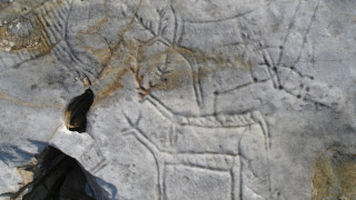 Άγνωστοι κατέστρεψαν πανάρχαιες βραχογραφίες στο Παγγαίο