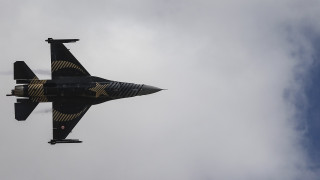 Νέες τουρκικές παραβιάσεις: F-16 πέταξαν πάνω από τη Ρω