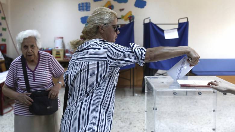 Αυτός είναι ο νέος εκλογικός νόμος: Τι αλλάζει στο μπόνους των εδρών