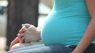 Επίδομα γέννας: Δείτε πότε θα καταβληθεί η πρώτη δόση