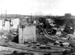 1911, Παναμάς. Η διώρυγα του Παναμά, το μεγαλύτερ τέτοιου είδους έργο του κόσμου, υπό κατασκευή.